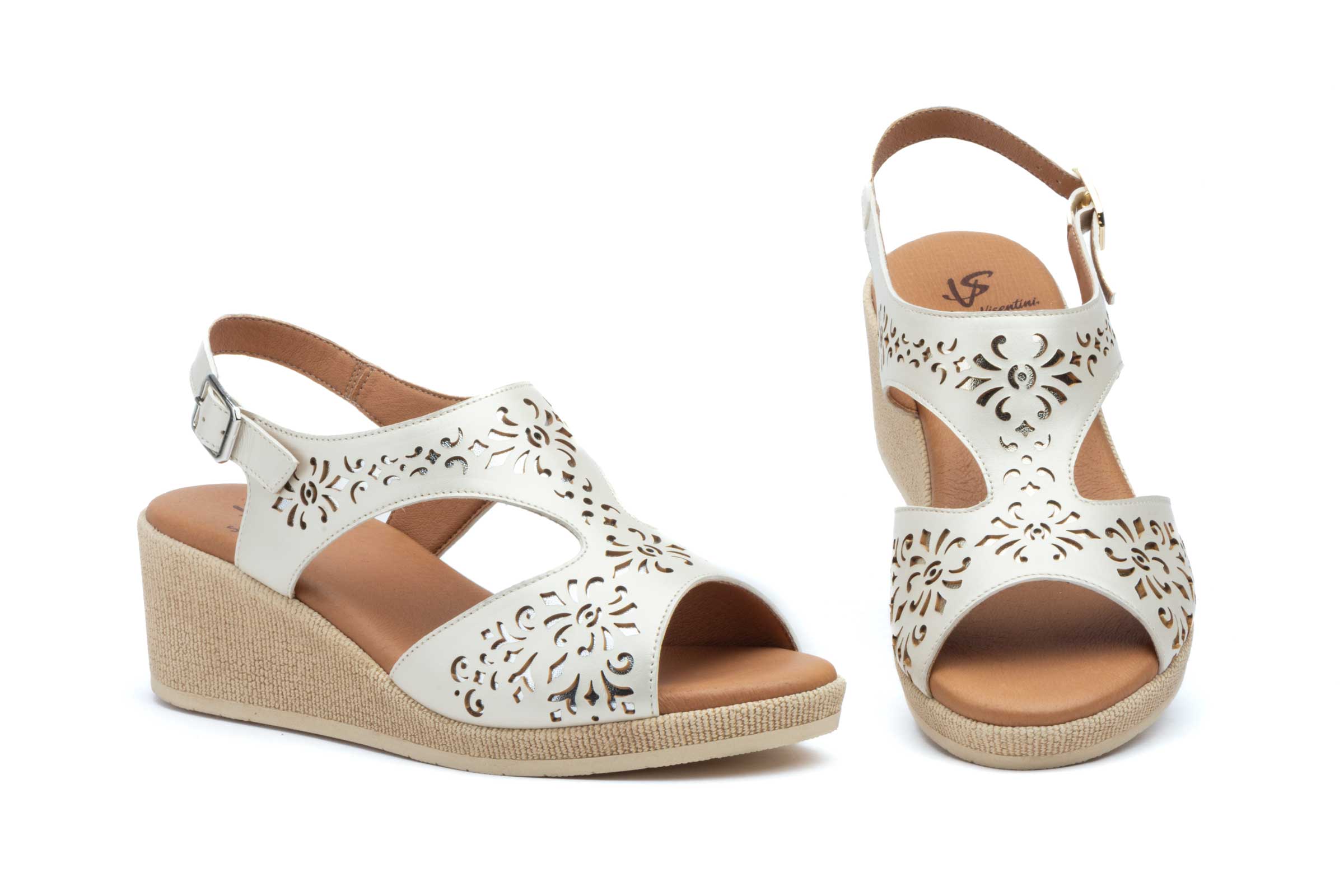 SANDALIA DE CUÑA PARA SEÑORA EN PIEL CON PLANTA DE GEL COLOR HIELO-FABRICADO EN ESPAÑA