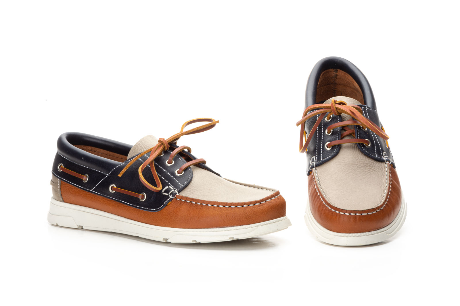 NAUTICO CON CORDON PARA CABALLERO DE PIEL EN COMBINACIONES VARIOS COLORES DISPONIBLES 3 NAUTICO CON CORDON PARA CABALLERO DE PIEL EN COMBINACIONES VARIOS COLORES DISPONIBLES - Imagen 3