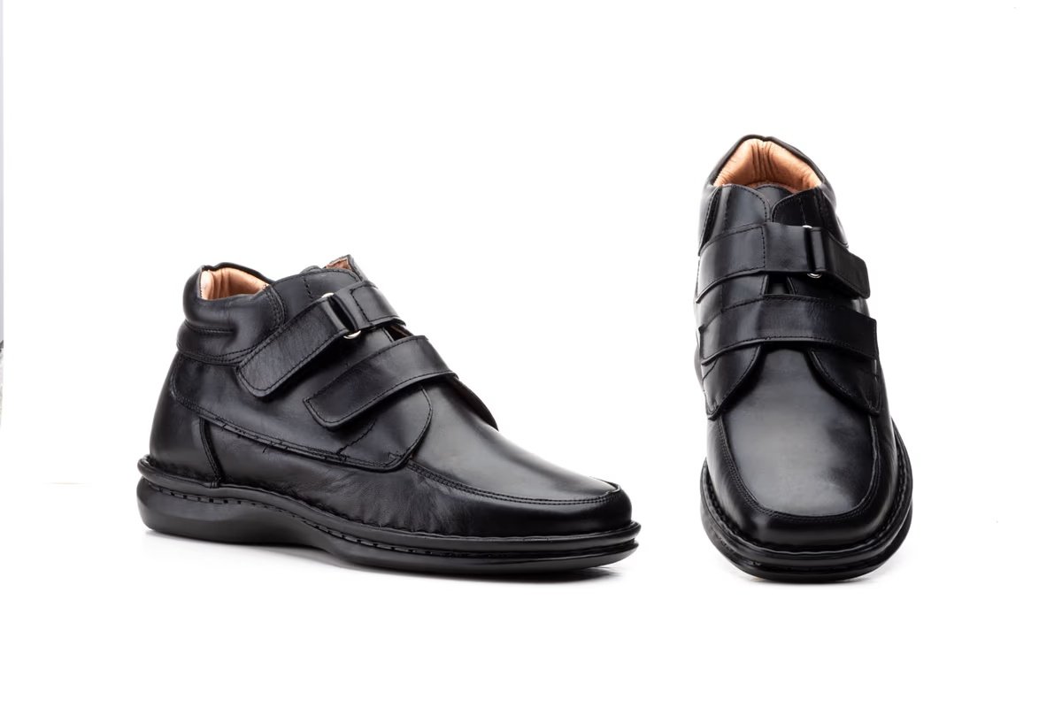 Zapato de hombre REF. J60109 – Surtido libre